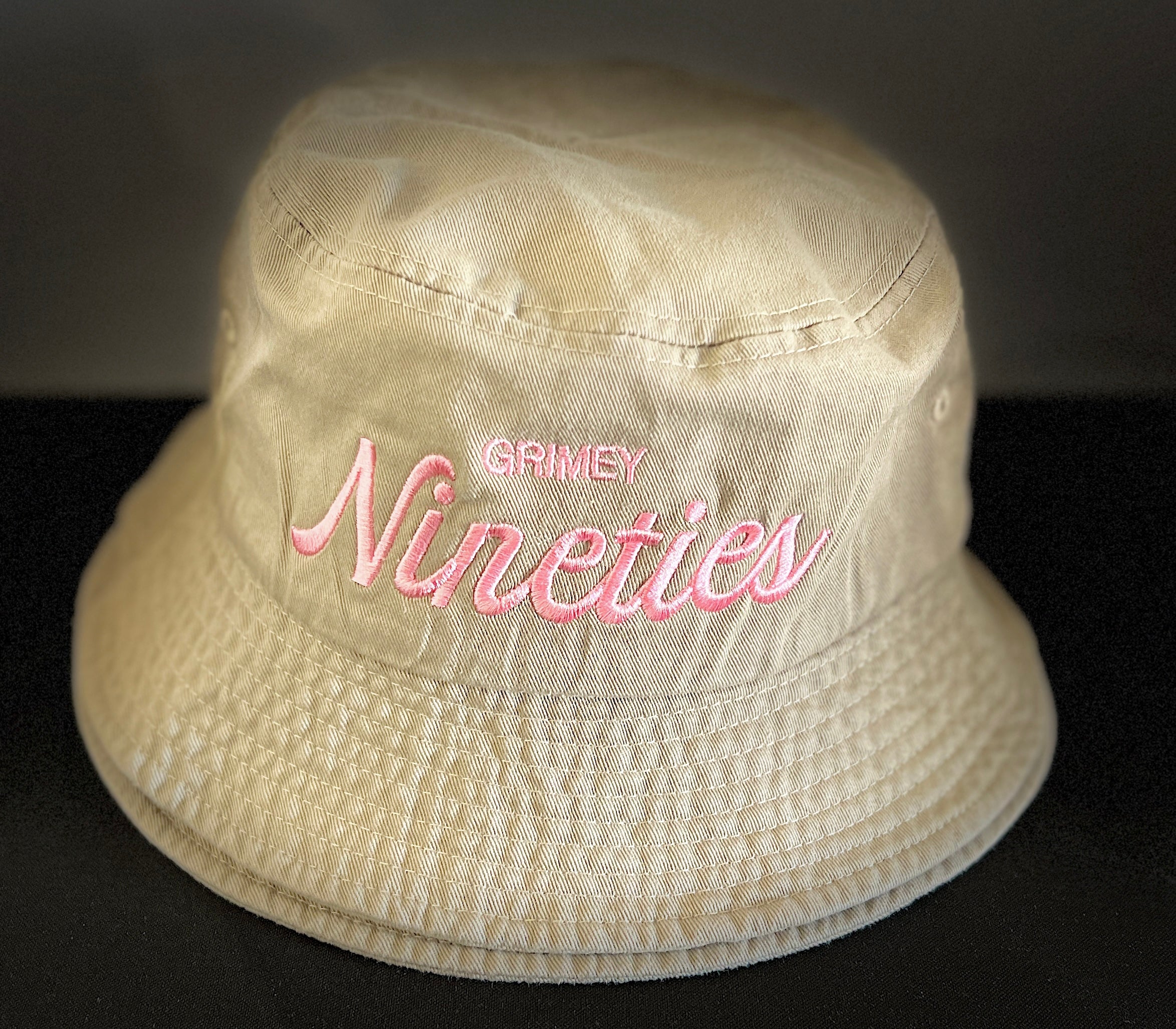 Rose Whisper” Bucket Hat – Grimey 90's
